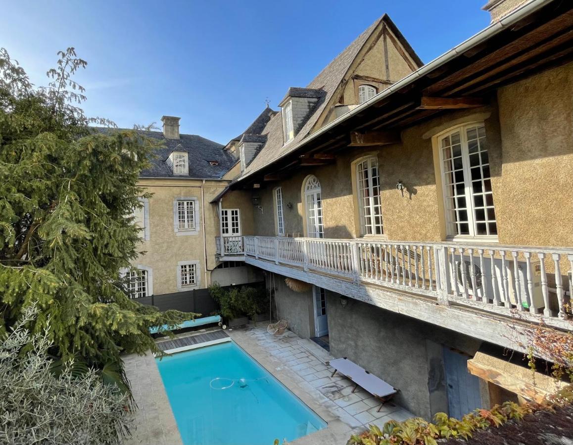La Maison Aux Murs Anciens Et Ses Homestay